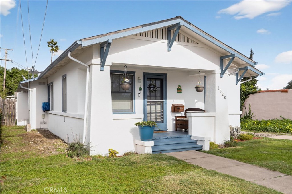 1628 Nipomo Street
