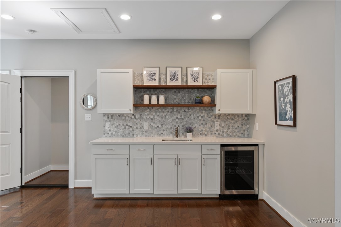 207 Running Cedar Ln