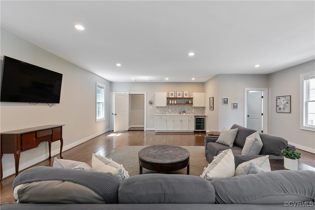 207 Running Cedar Ln