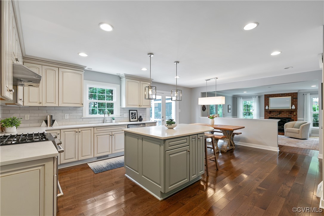 207 Running Cedar Ln