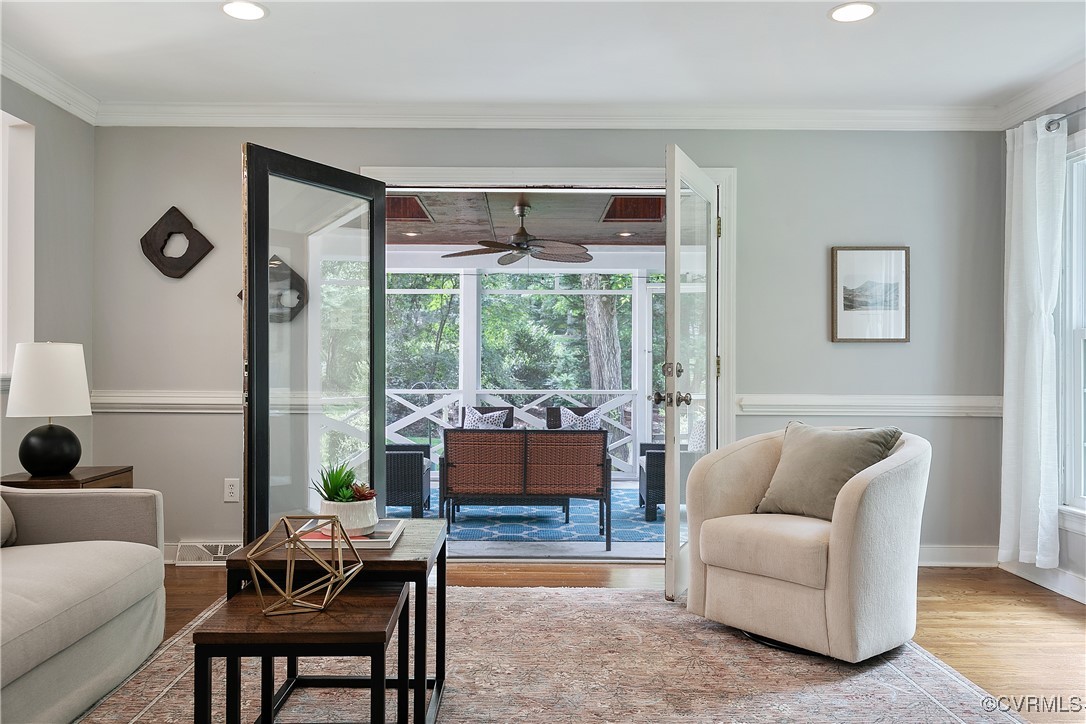 207 Running Cedar Ln