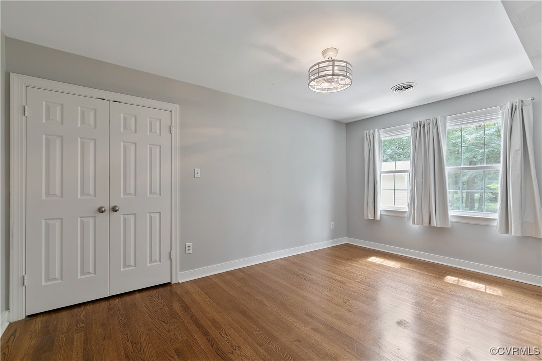 207 Running Cedar Ln