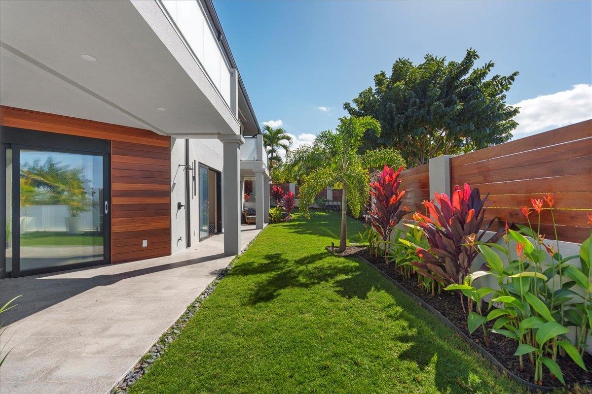 3378 E Lani Ikena Way