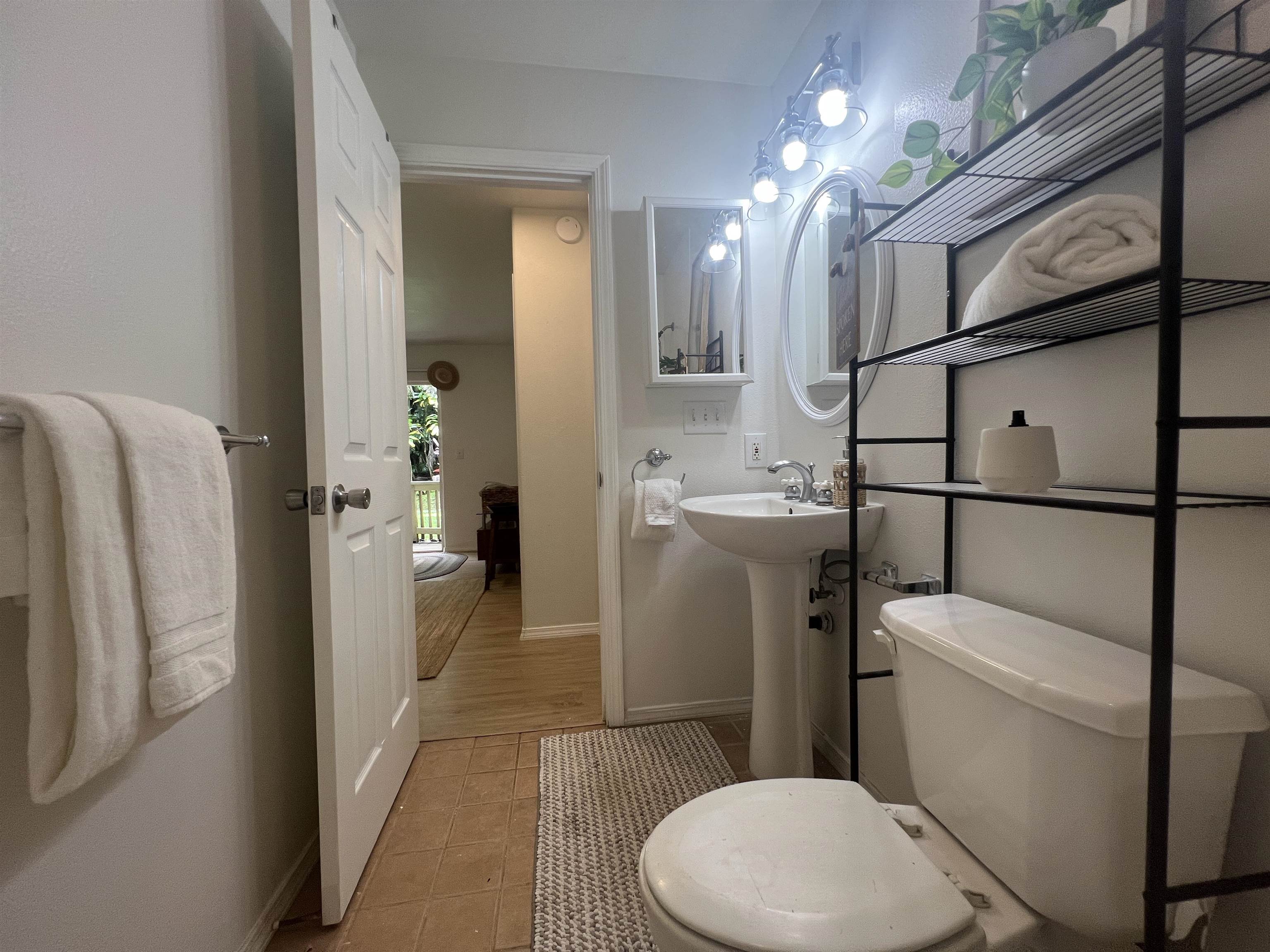 590 Kaiapa Pl