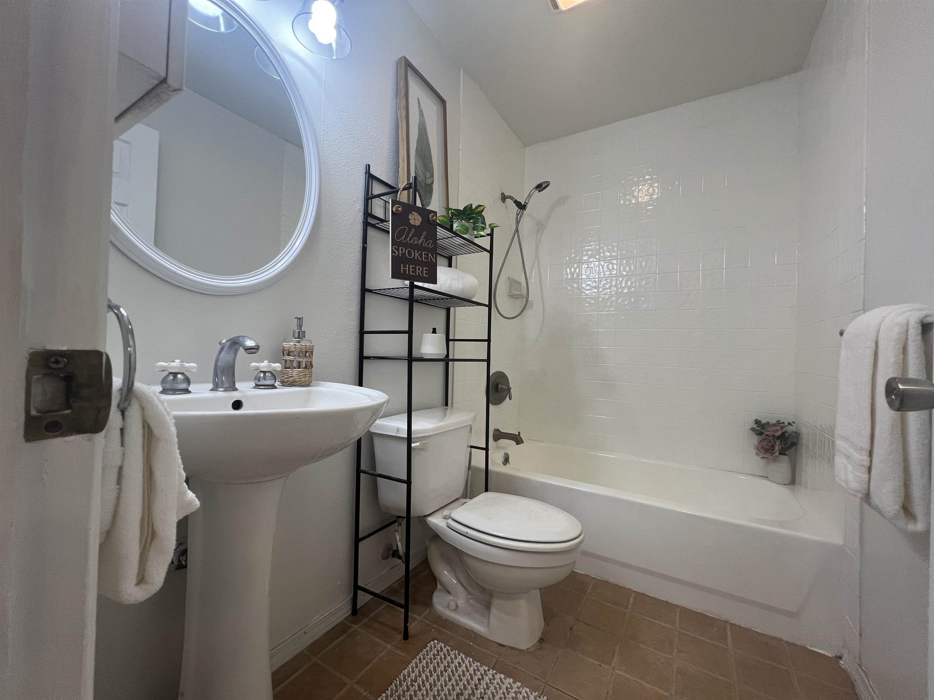 590 Kaiapa Pl