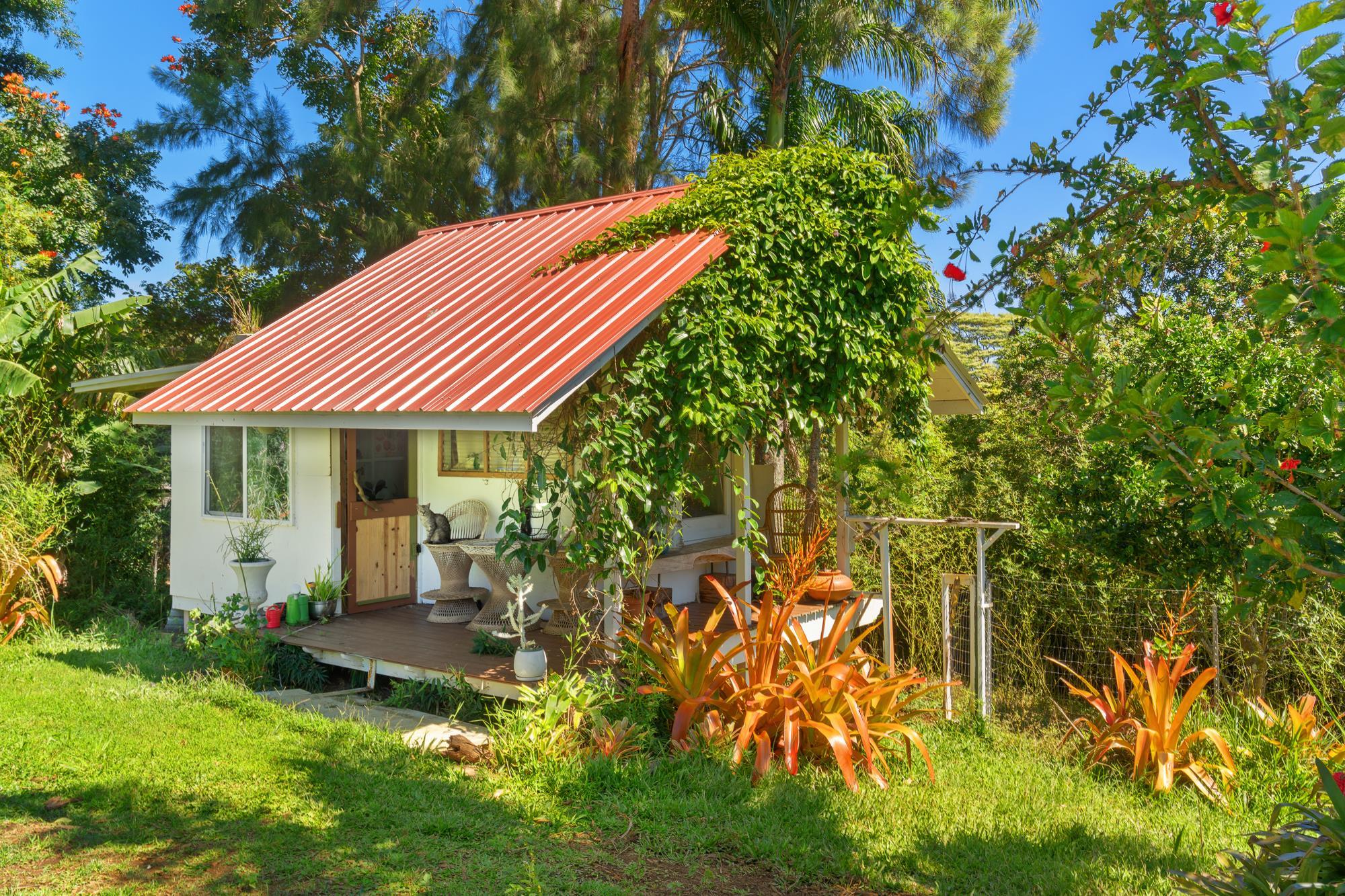 7953 Hana Hwy