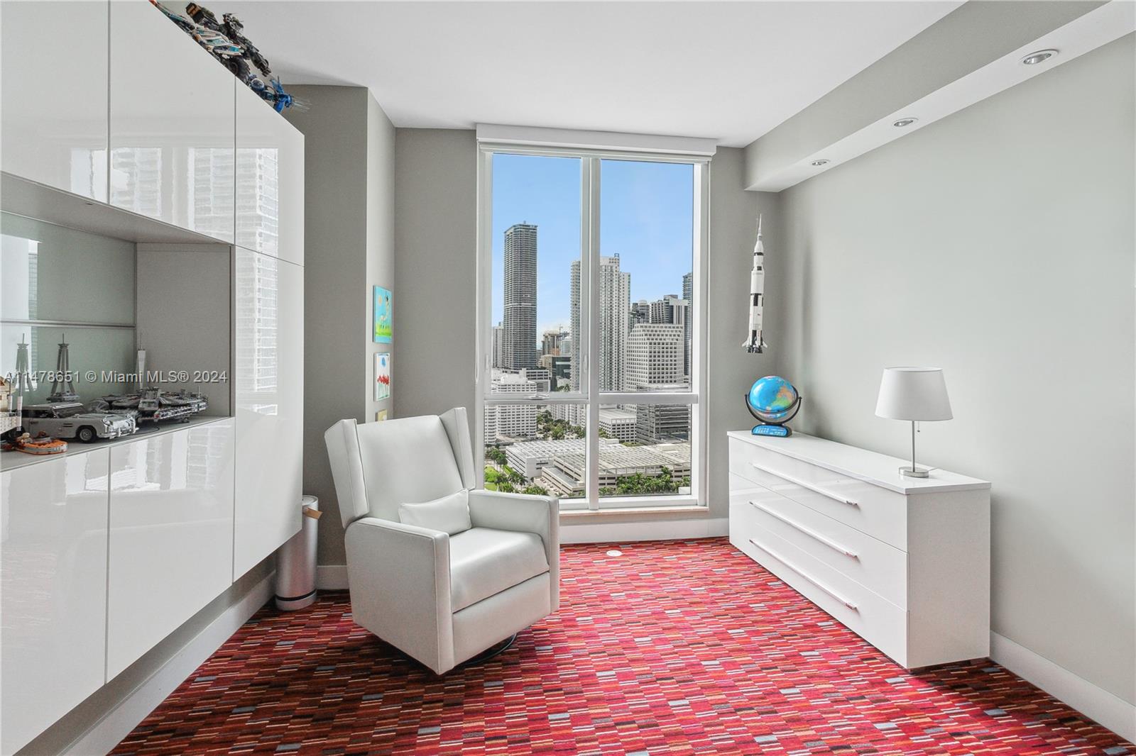 901 Brickell Key Blvd # 3208