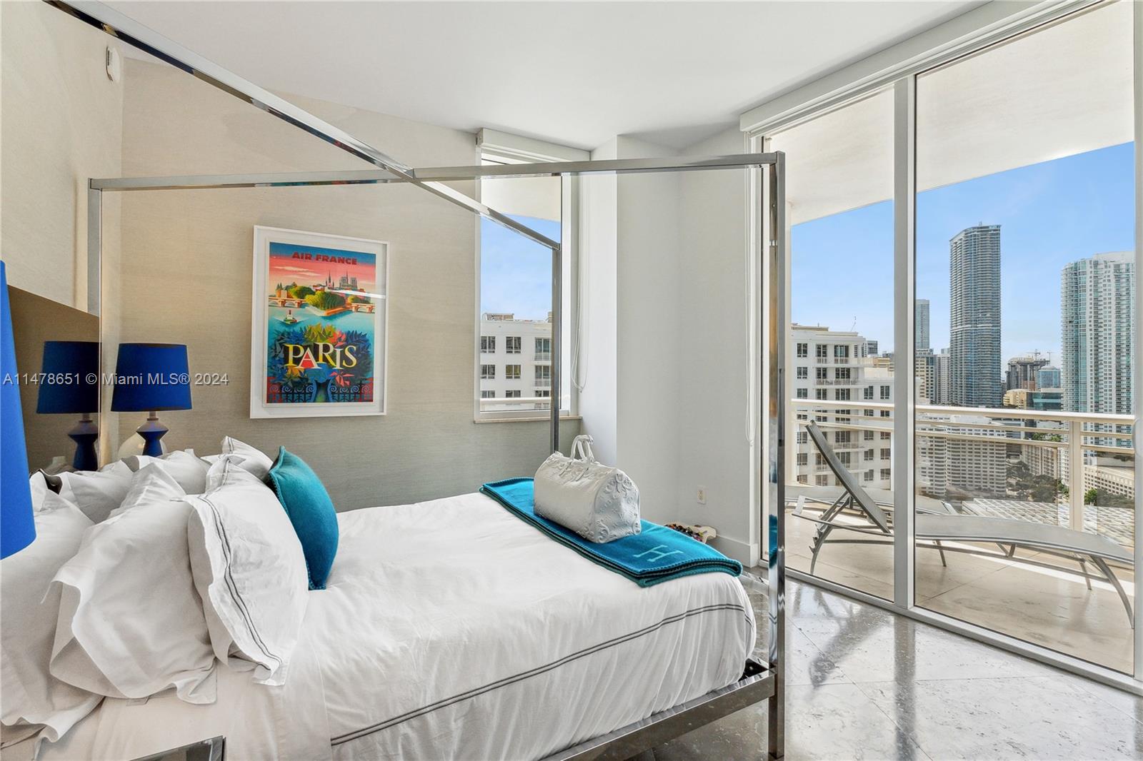 901 Brickell Key Blvd # 3208