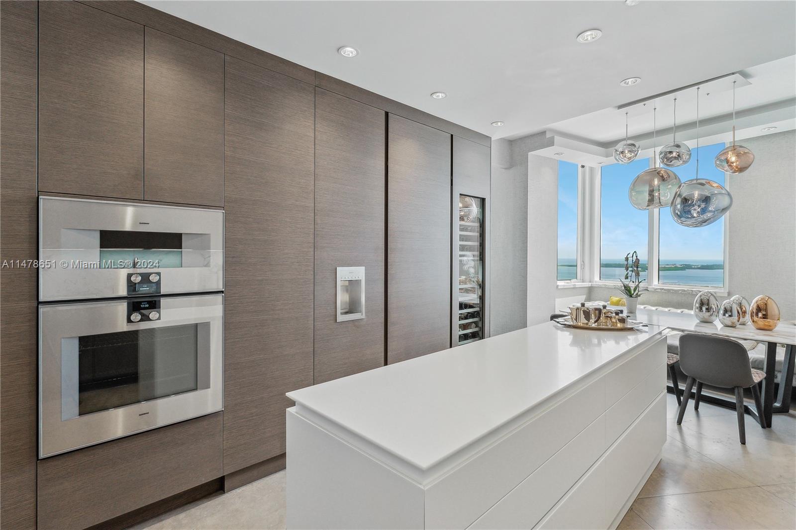 901 Brickell Key Blvd # 3208