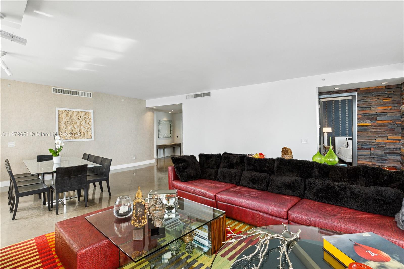 901 Brickell Key Blvd # 3208