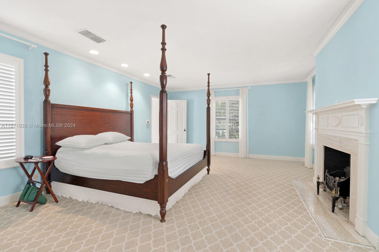 4600 Santa Maria St
