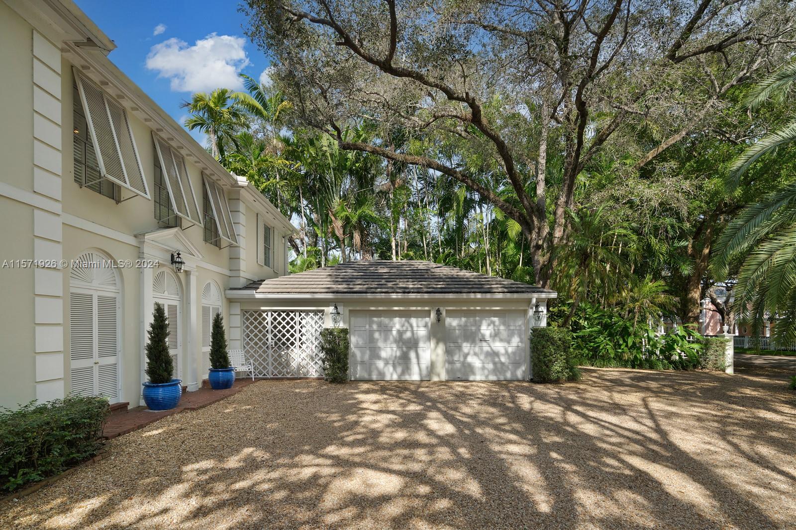 4600 Santa Maria St