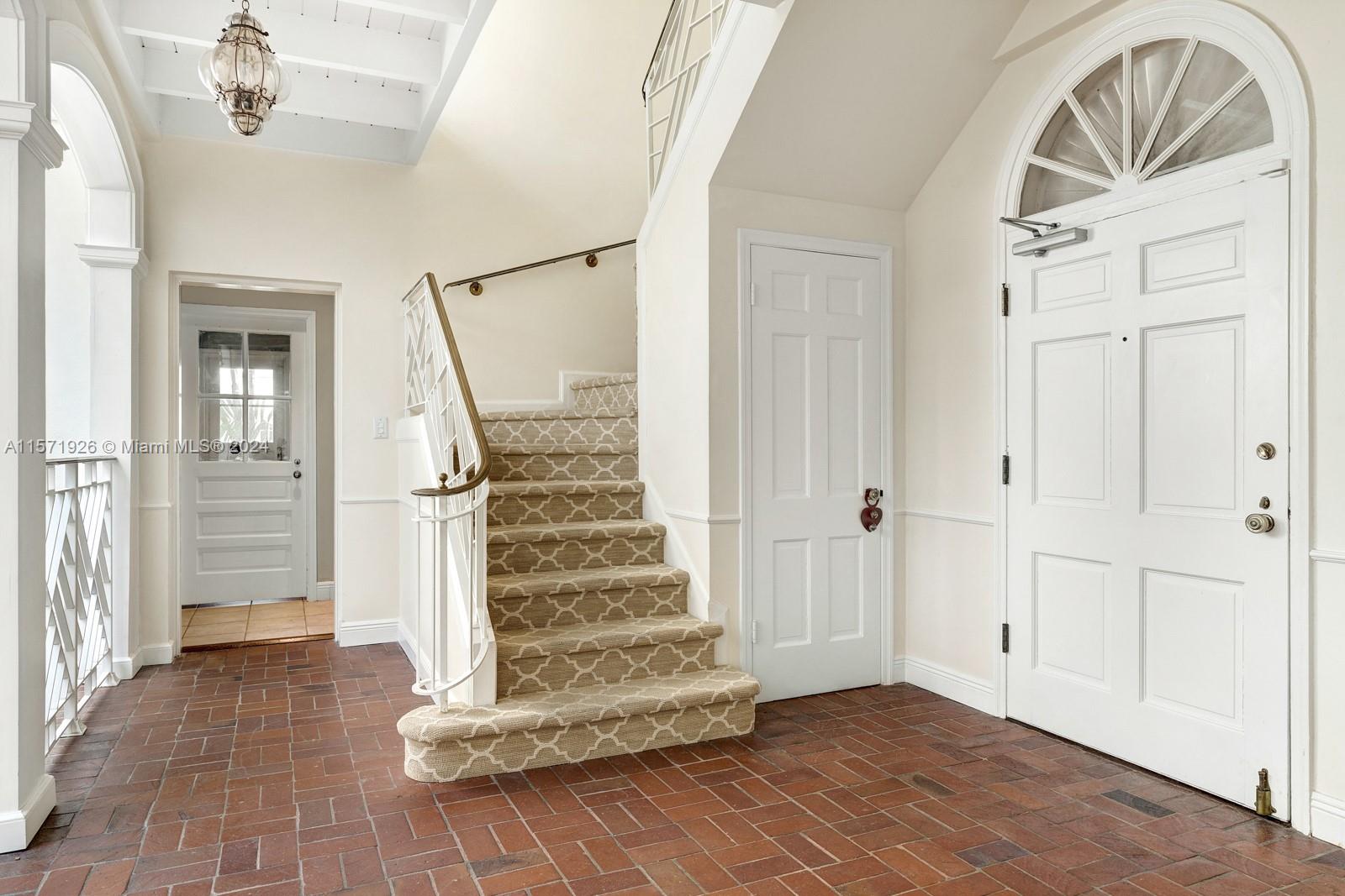 4600 Santa Maria St