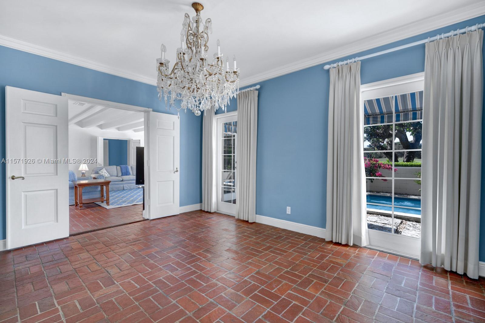 4600 Santa Maria St