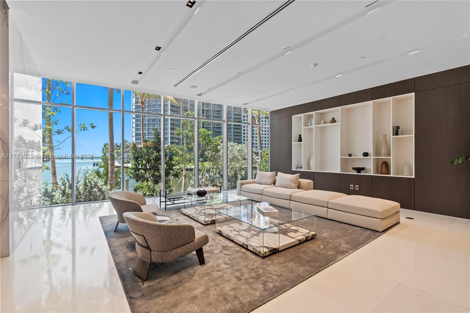 300 Biscayne Blvd Way # 4407