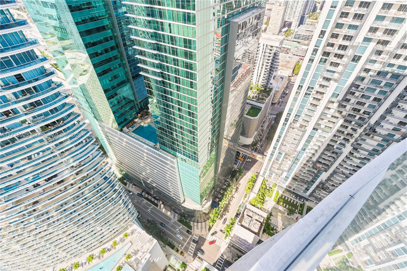 300 Biscayne Blvd Way # 4407
