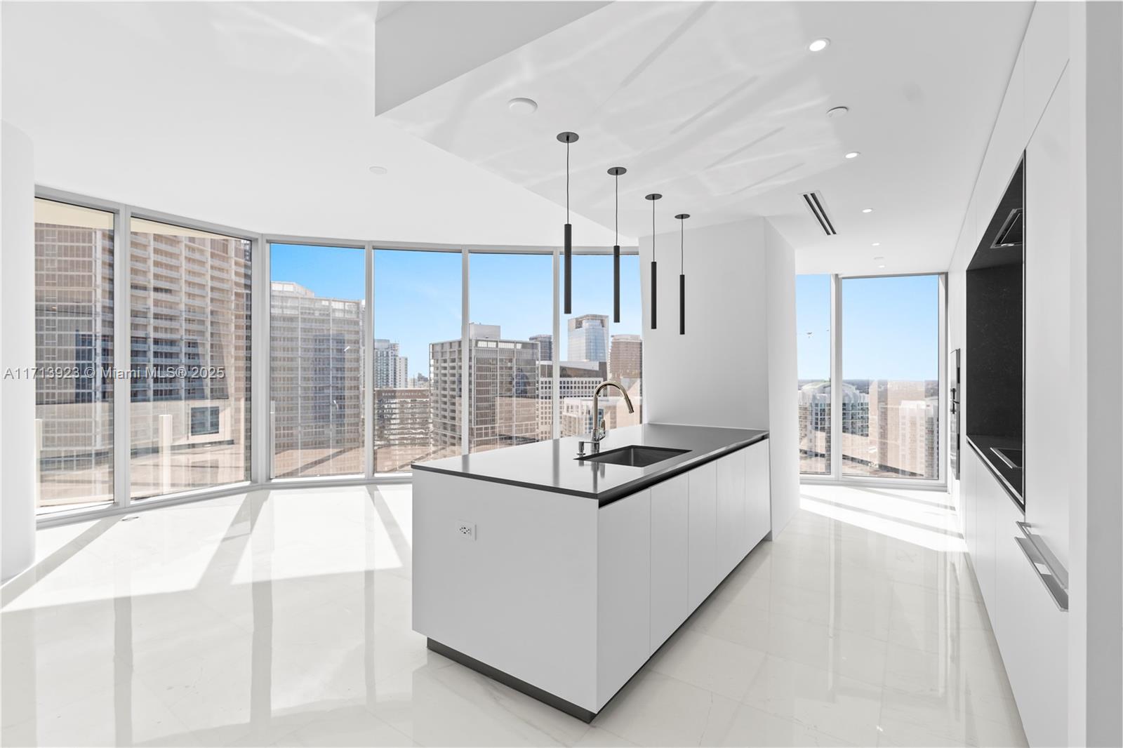 300 Biscayne Blvd Way # 4407
