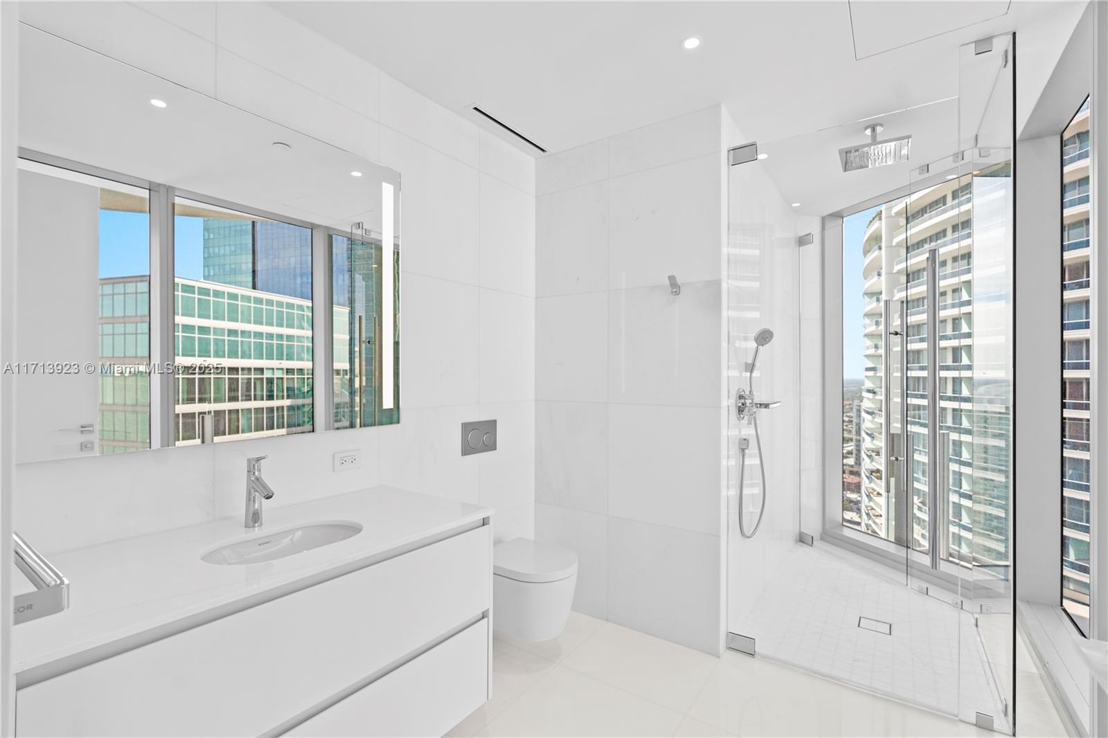 300 Biscayne Blvd Way # 4407