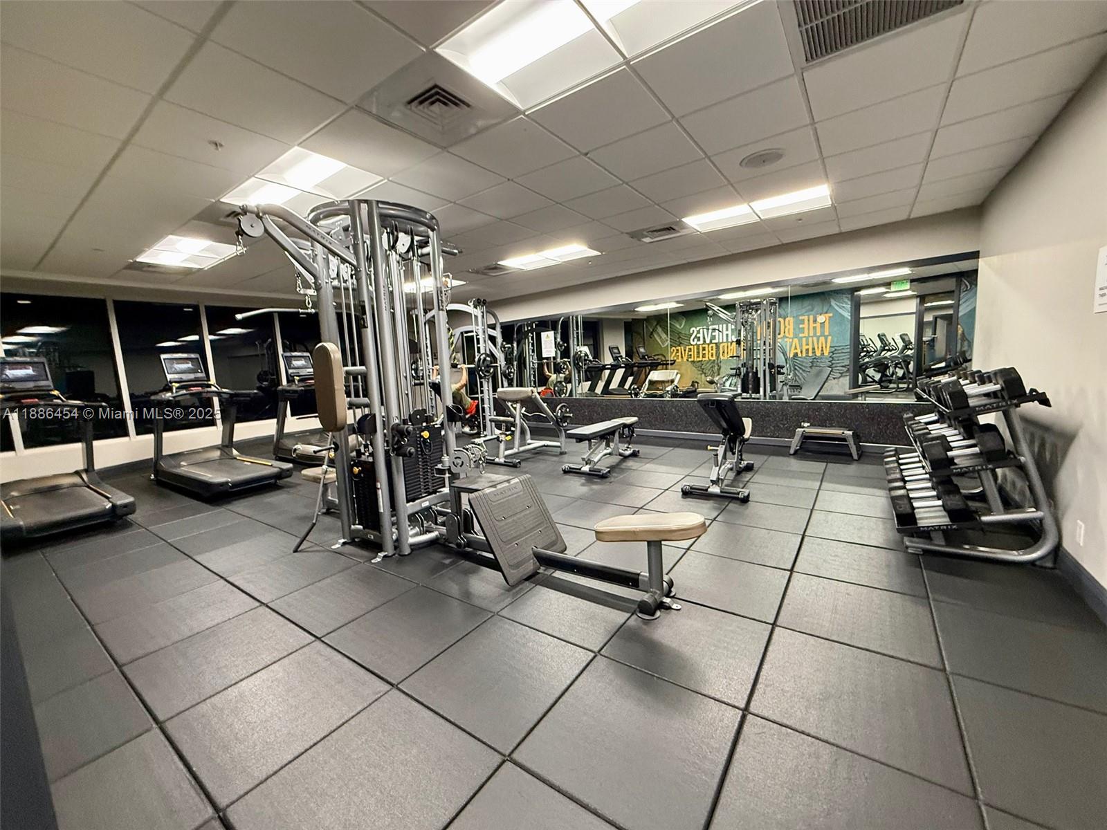 1750 N Bayshore Dr # 1218