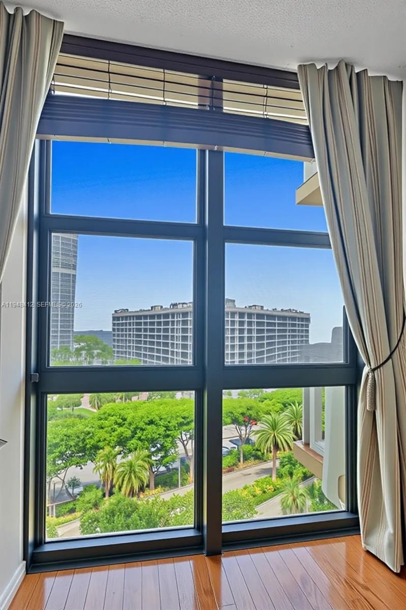 1121 Crandon Blvd # E803