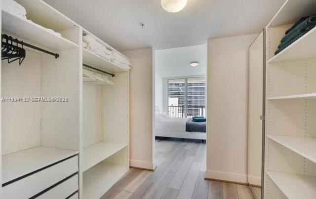 1750 N Bayshore Dr # 4003