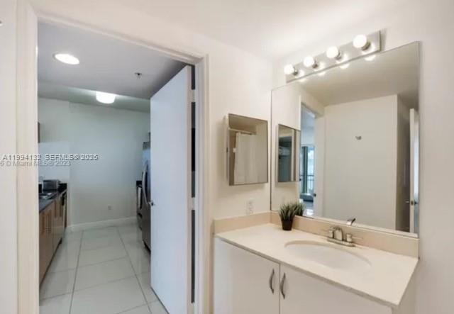 1750 N Bayshore Dr # 4003
