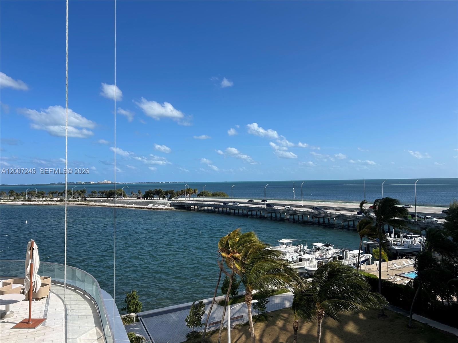 175 SE 25th Rd # 1204