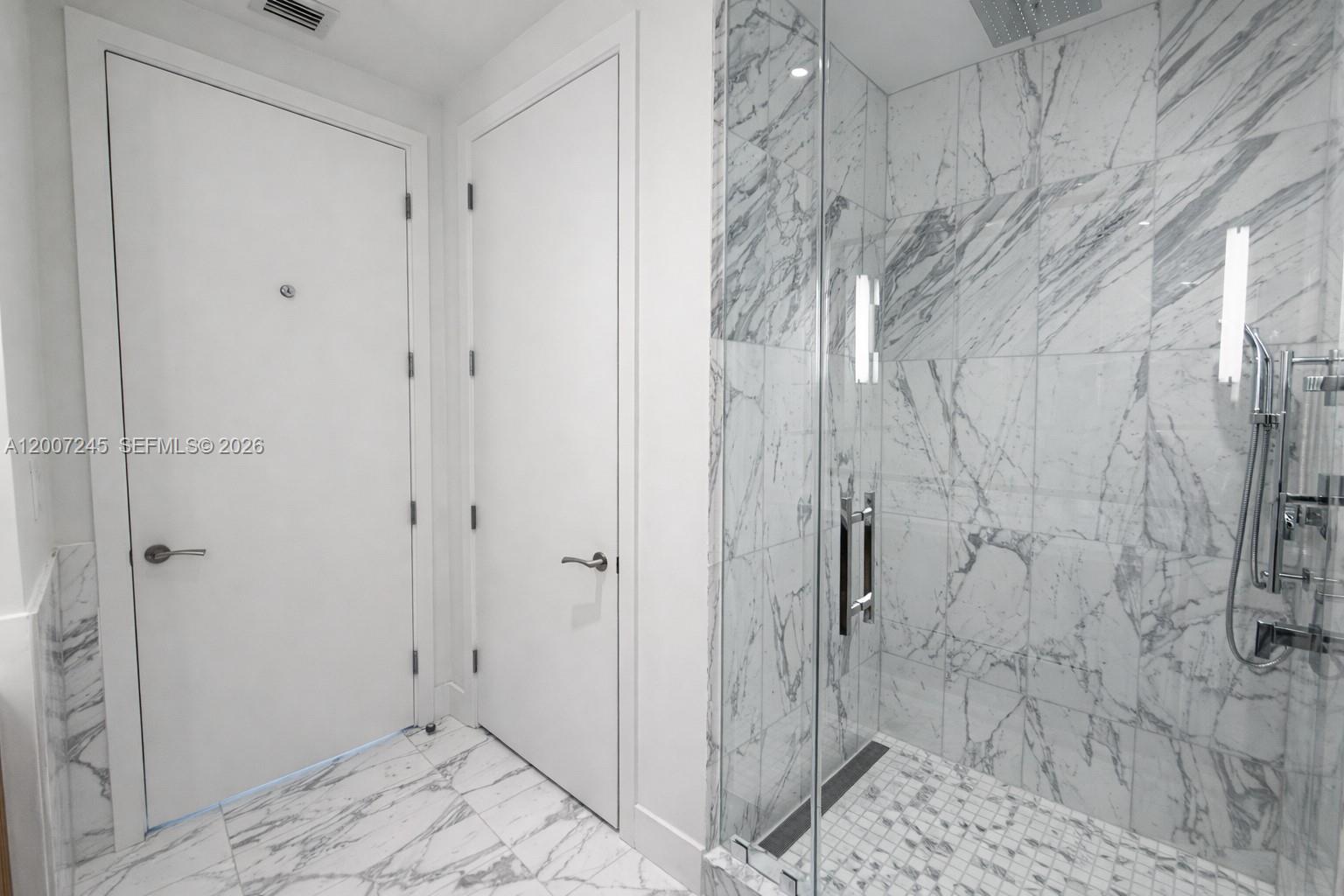 175 SE 25th Rd # 1204