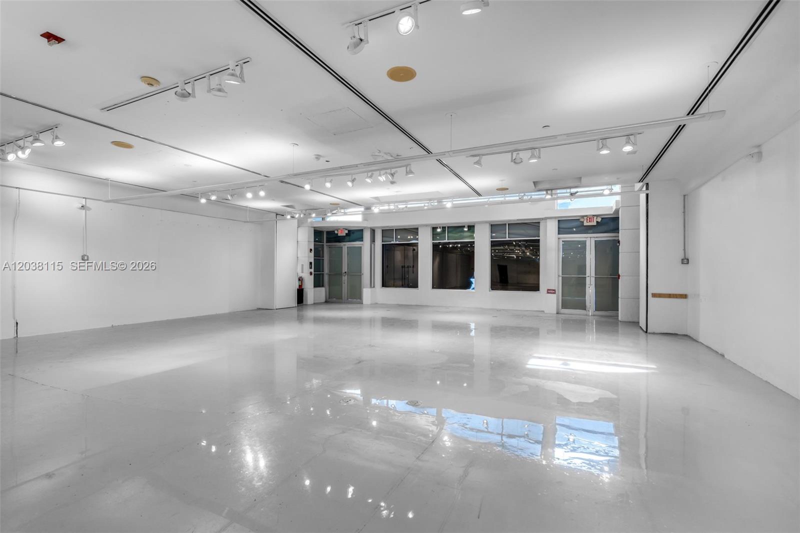 721 Collins Ave