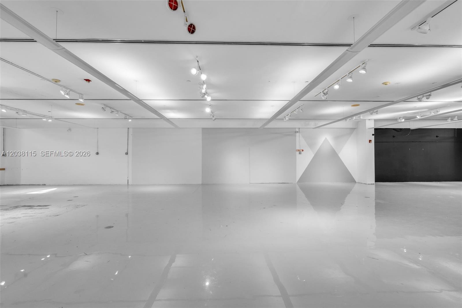 721 Collins Ave