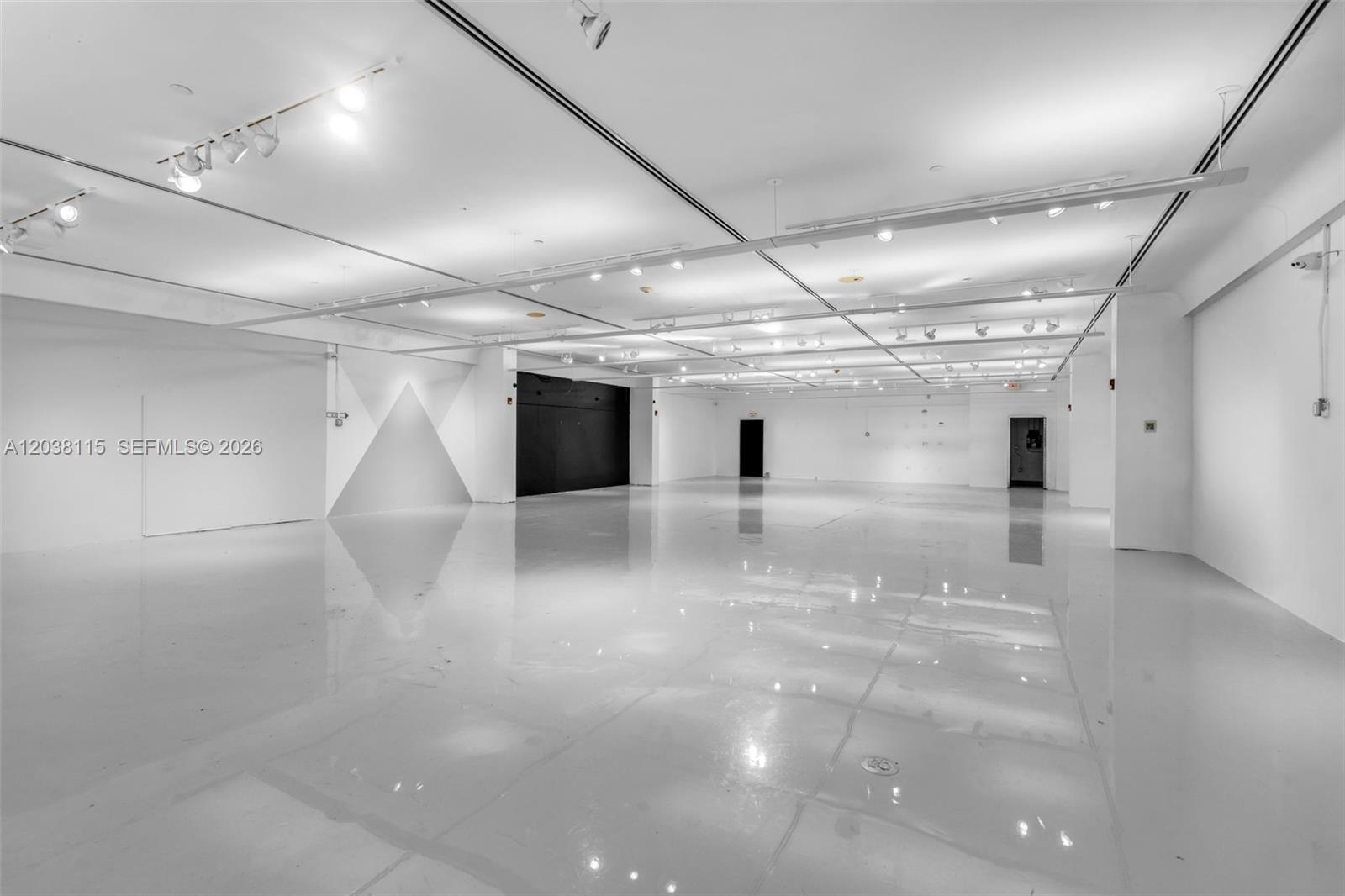 721 Collins Ave