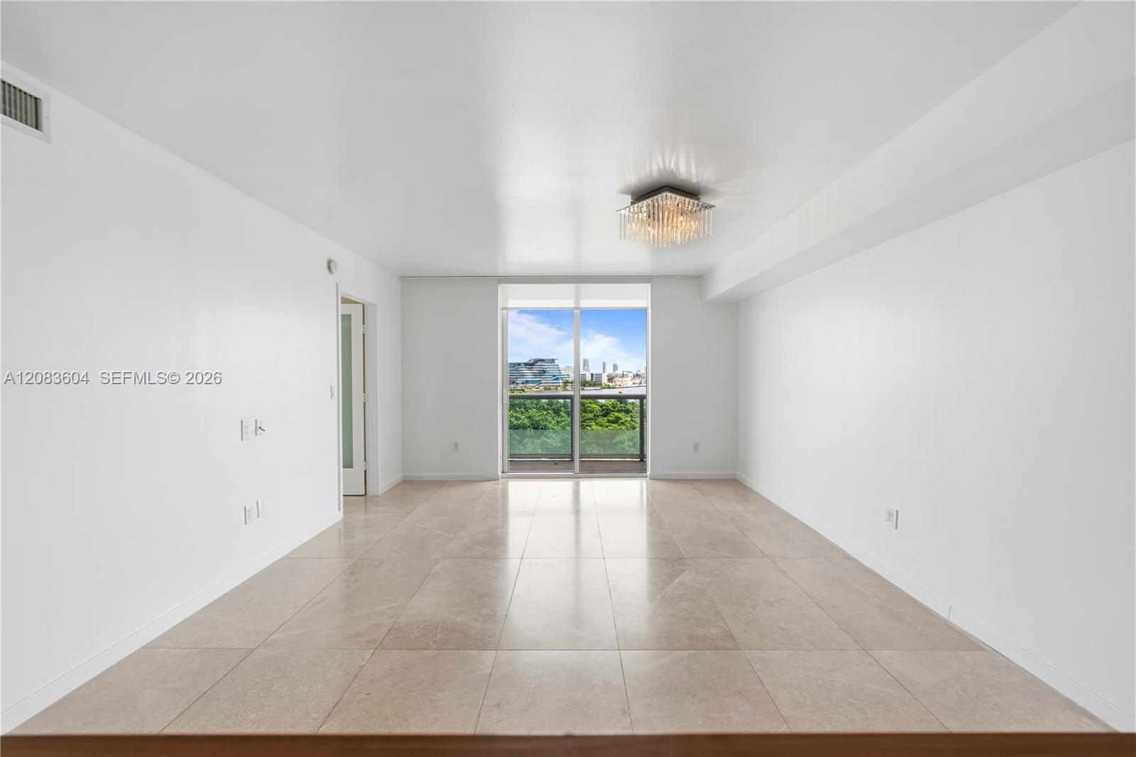 50 BISCAYNE BLVD # 902