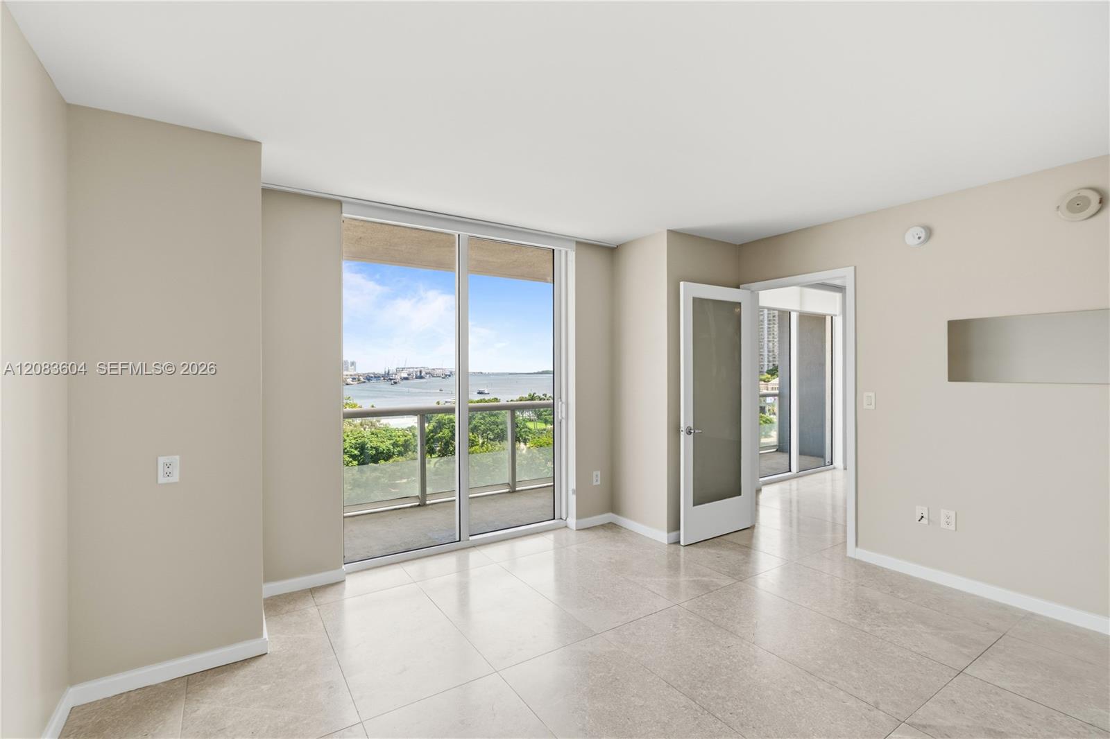 50 BISCAYNE BLVD # 902