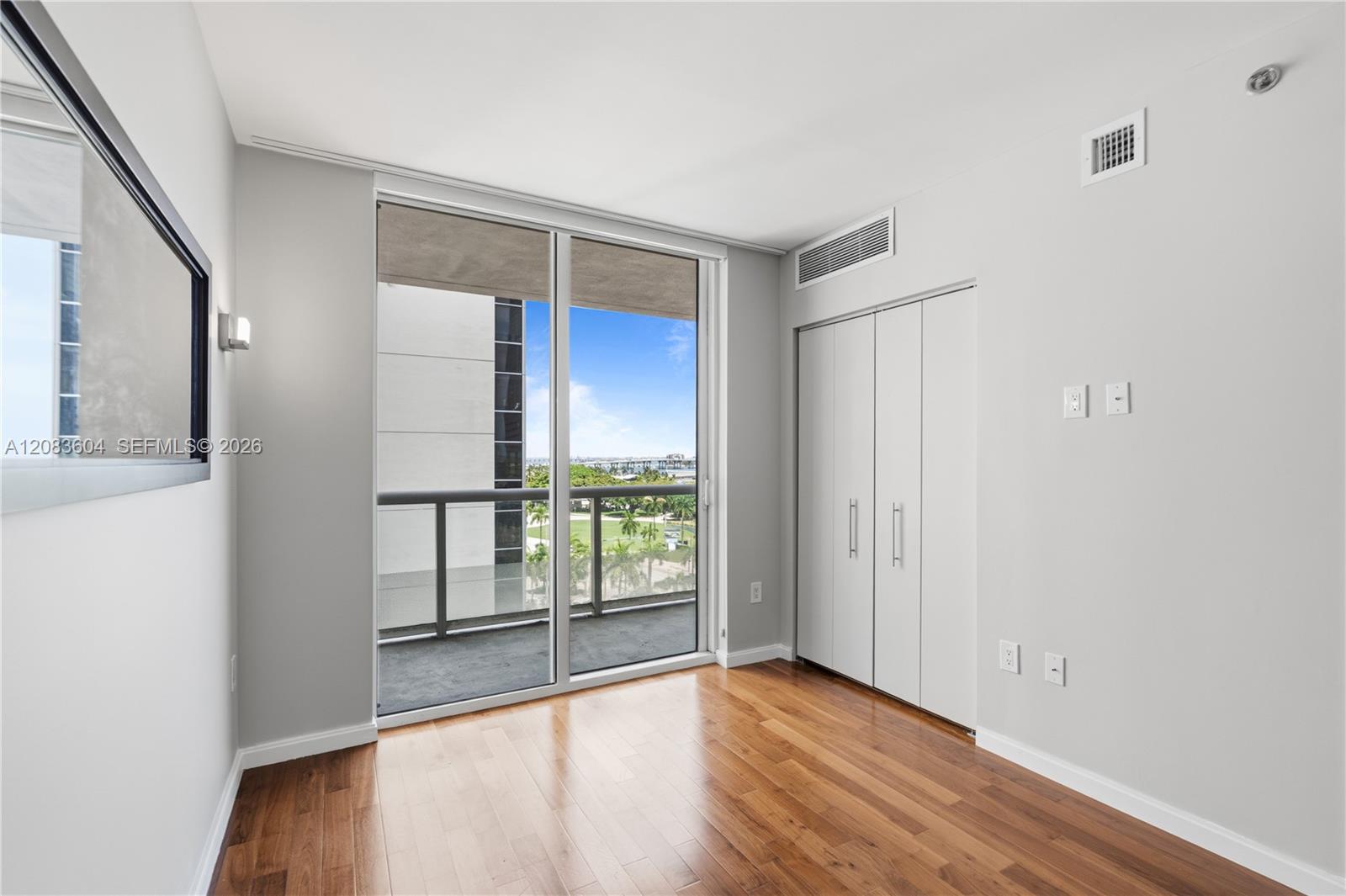 50 BISCAYNE BLVD # 902