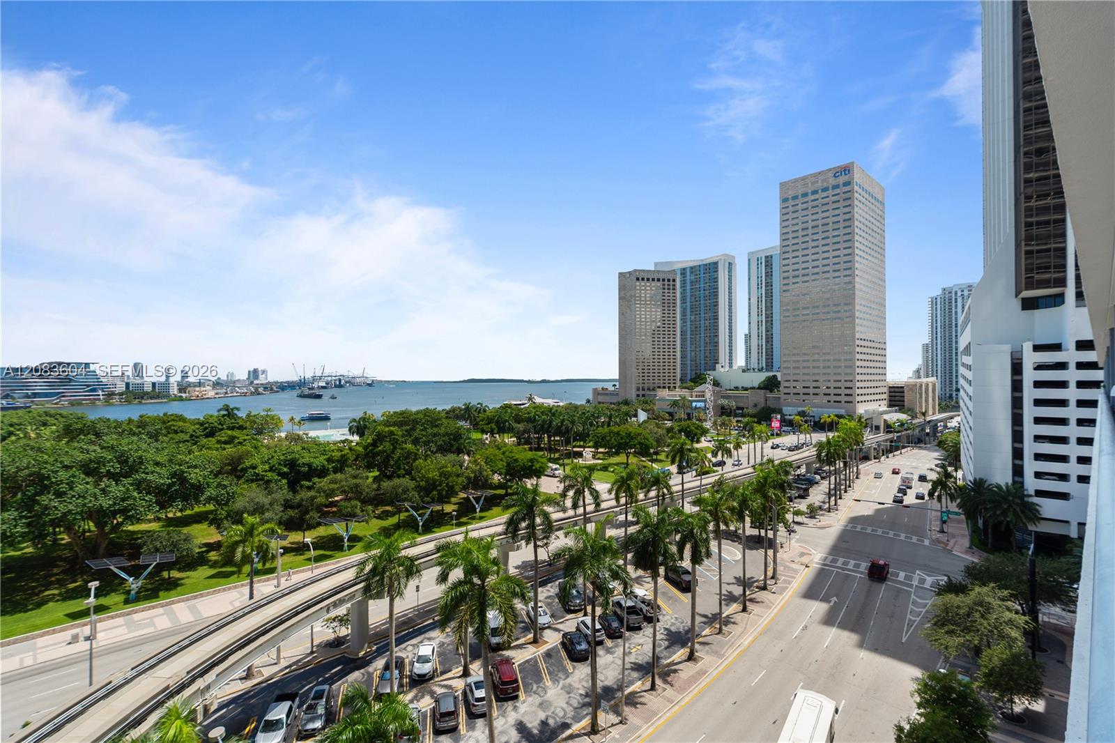 50 BISCAYNE BLVD # 902