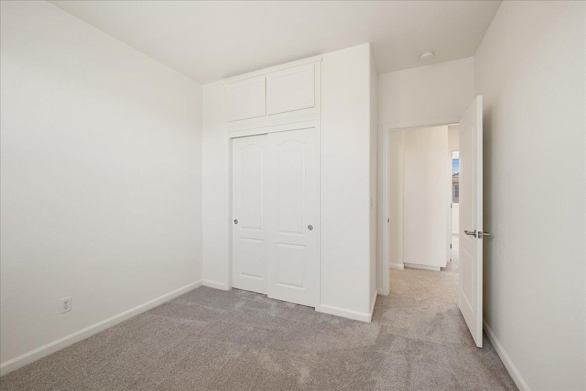 1900 Pyramid Creek Drive