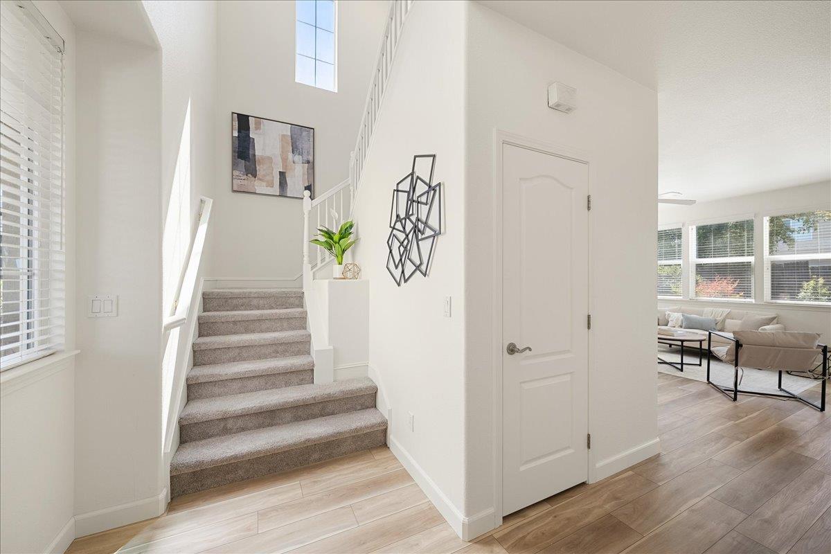 1900 Pyramid Creek Drive