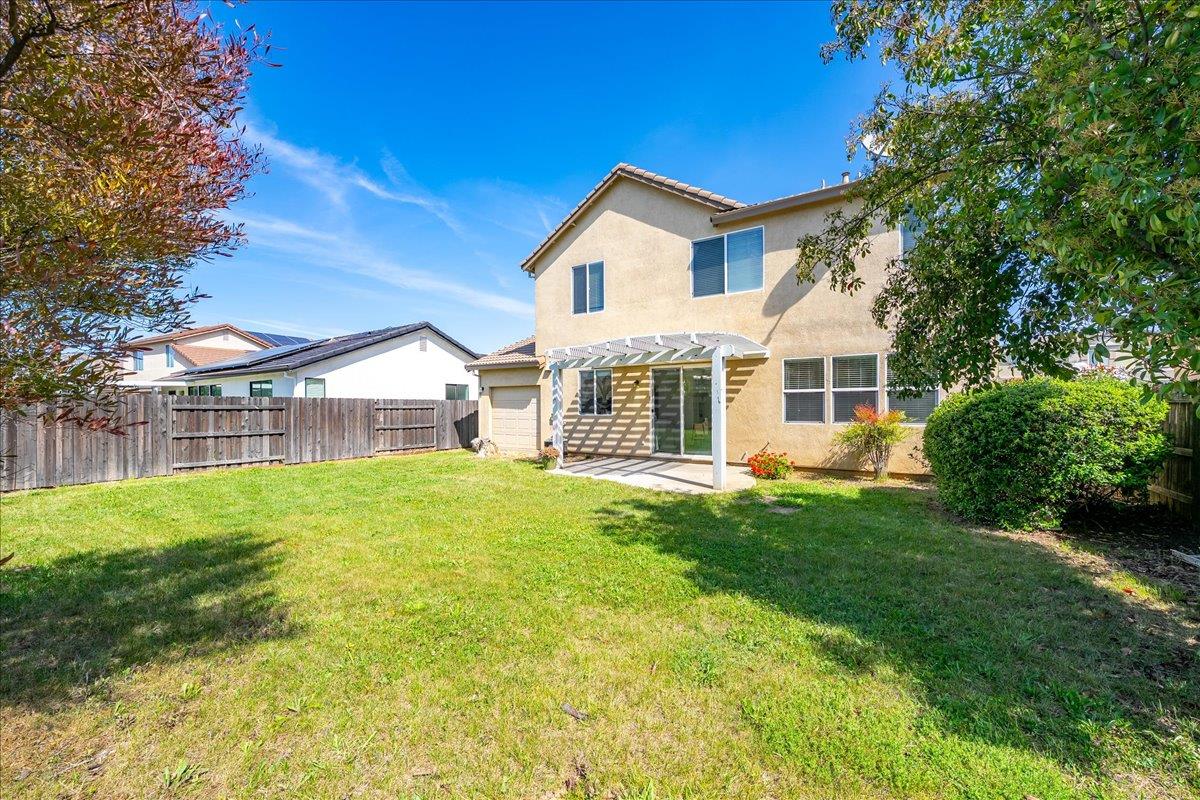 1900 Pyramid Creek Drive