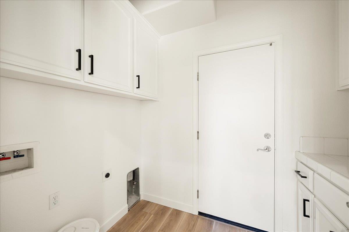 1900 Pyramid Creek Drive