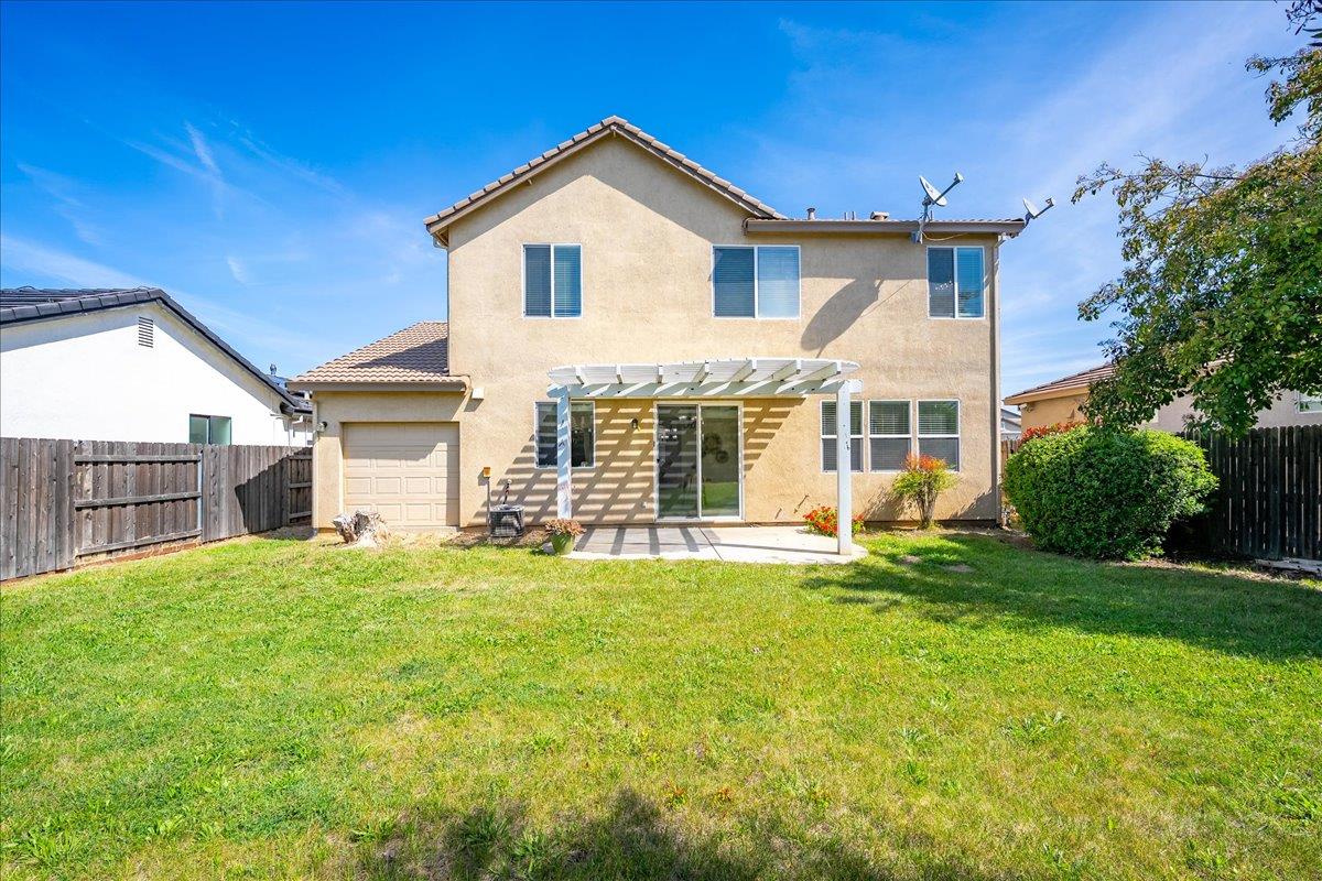 1900 Pyramid Creek Drive