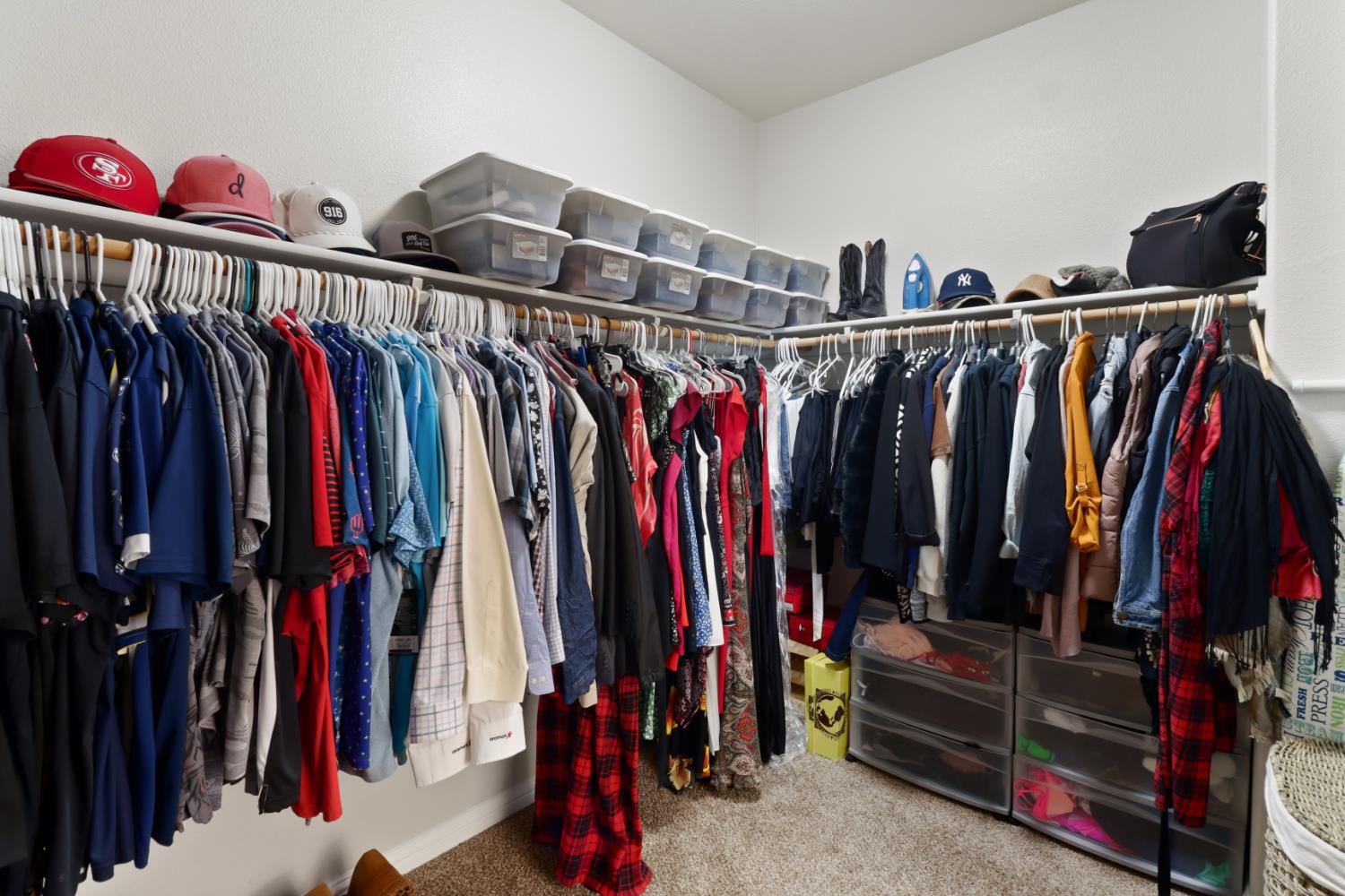 512 Alessandria Place