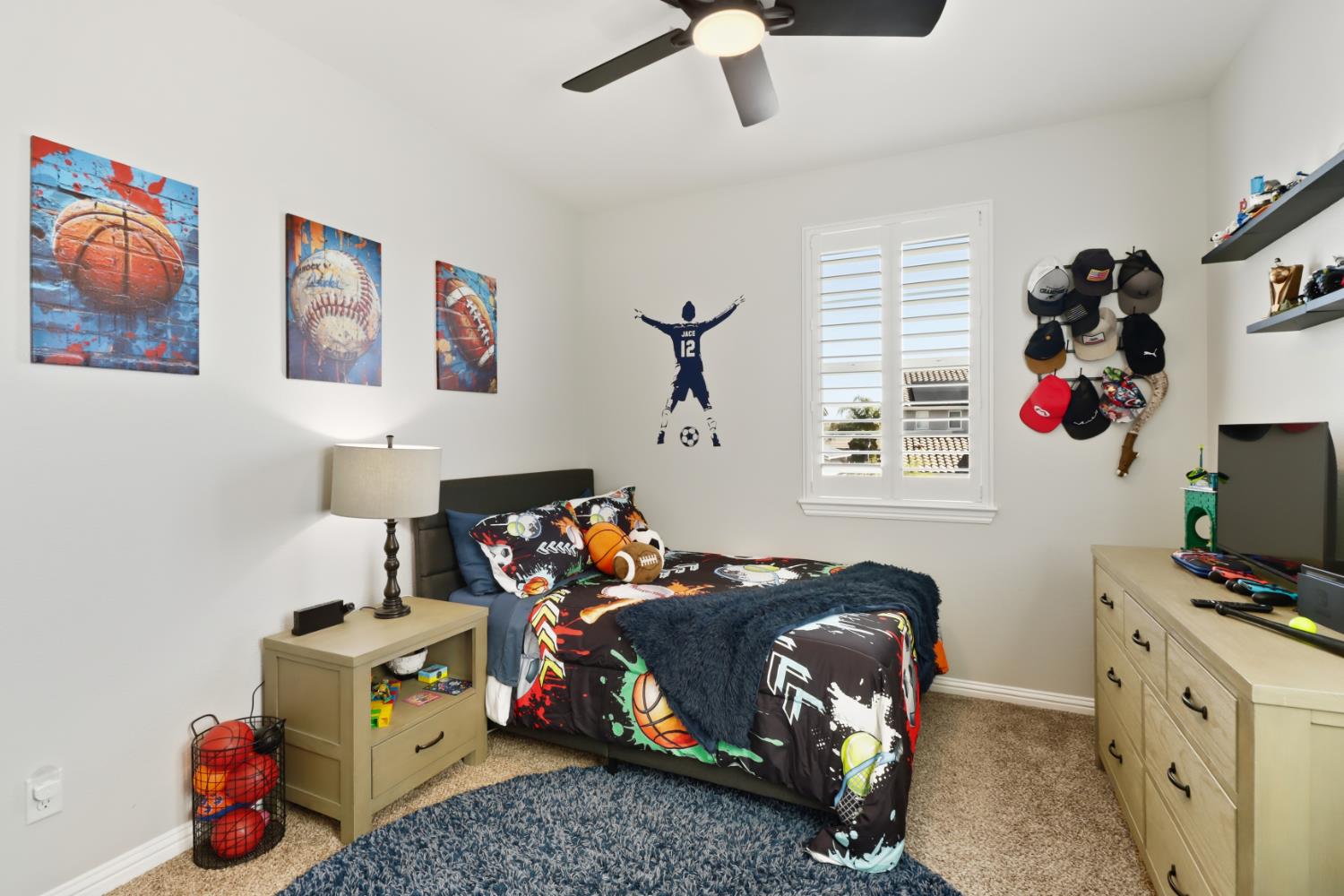 512 Alessandria Place