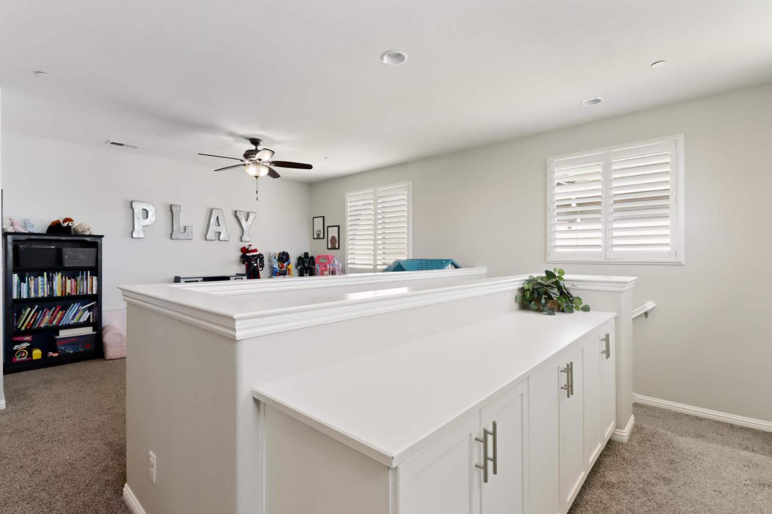 512 Alessandria Place