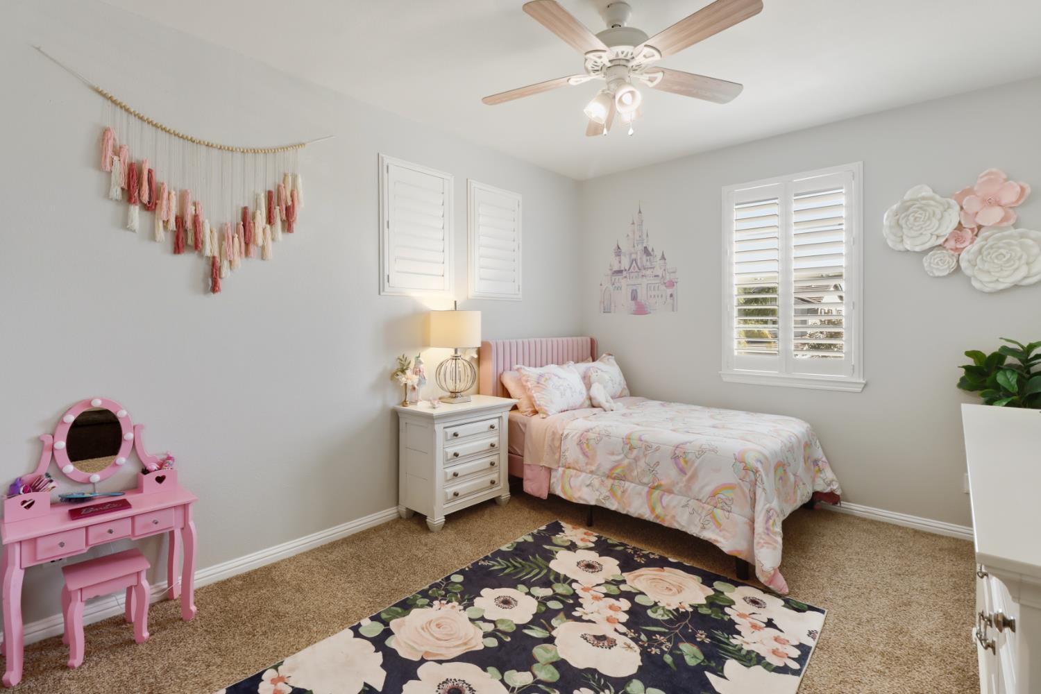 512 Alessandria Place