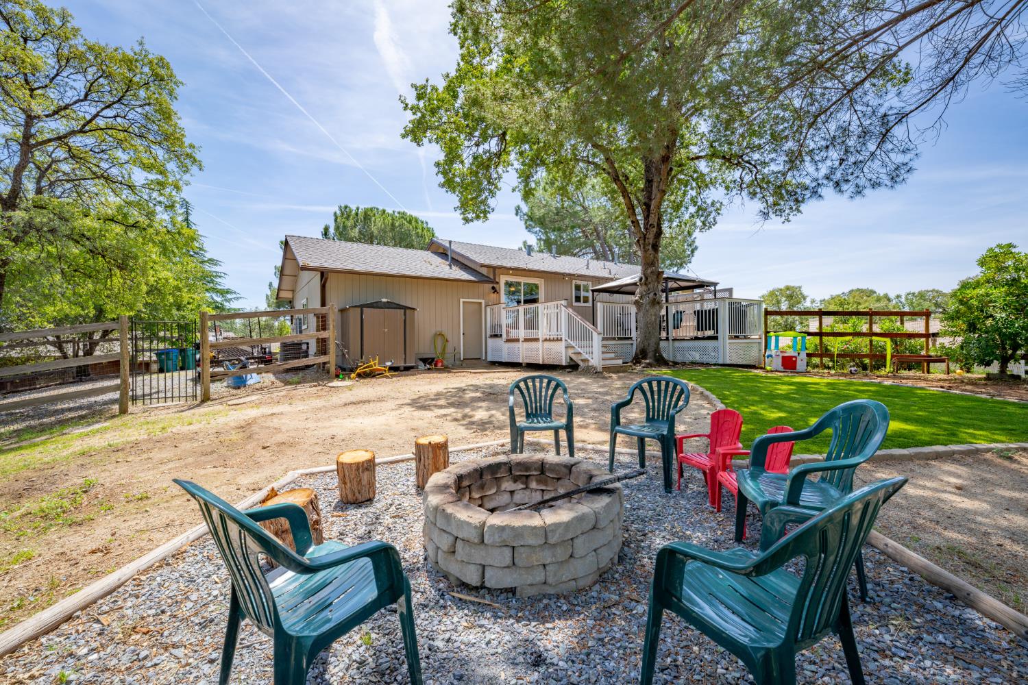1511 Trading Post Court