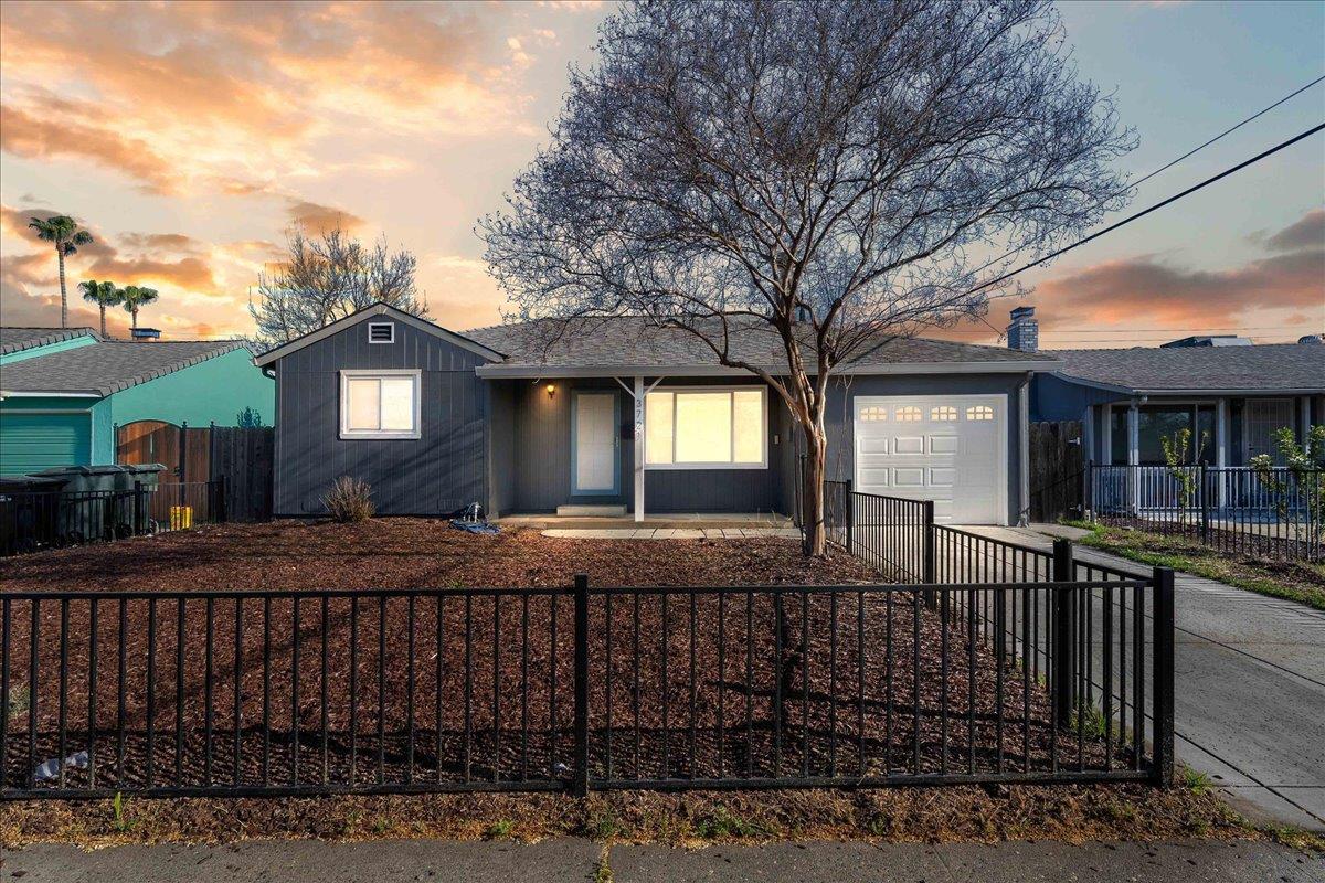 3721 Mcclellan Drive