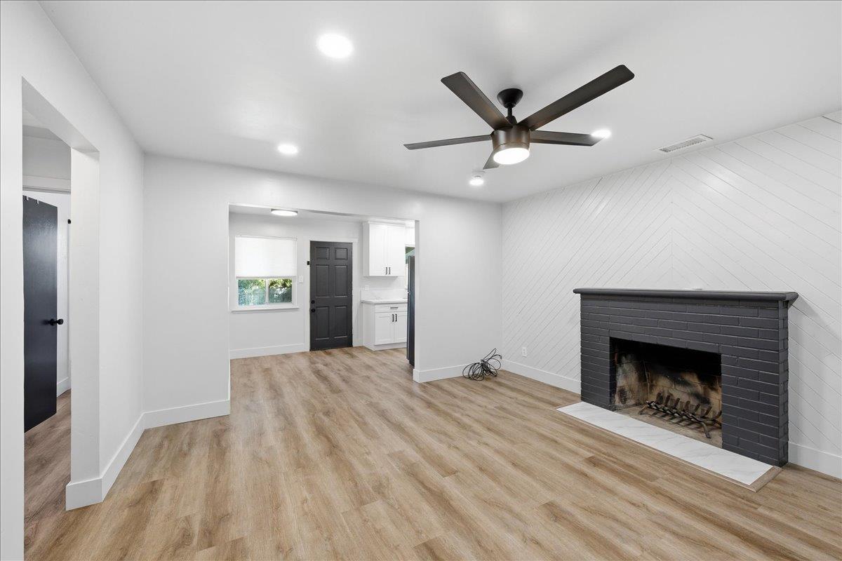 3721 Mcclellan Drive