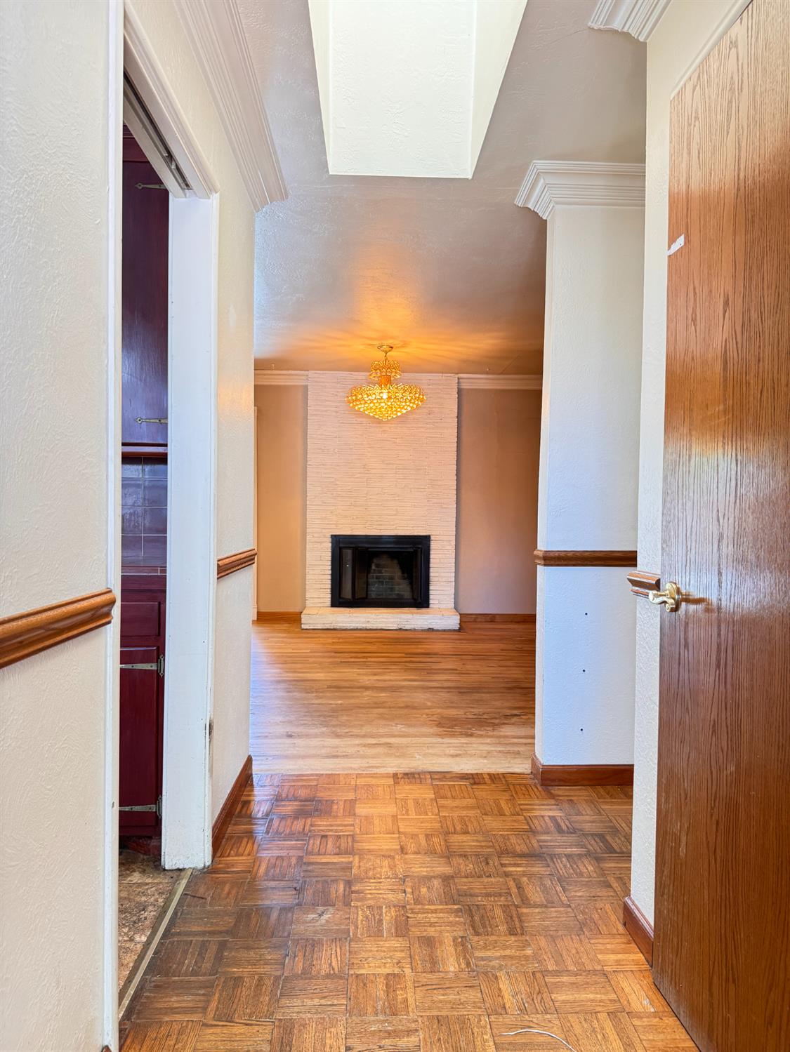 1422 Oakwood Drive