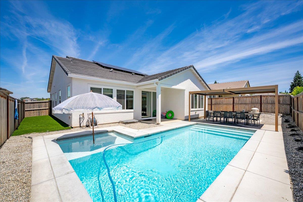 1861 Petite Verdot Lane