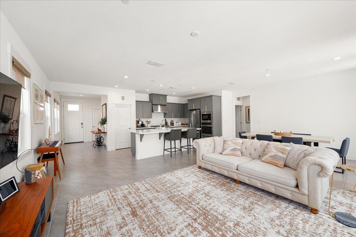 1861 Petite Verdot Lane